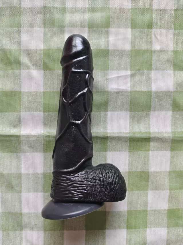 Black manual dildo(ق��يب اصطناعي أسود يدوي)